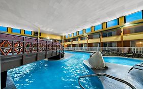 Suburban Studios, Kearney